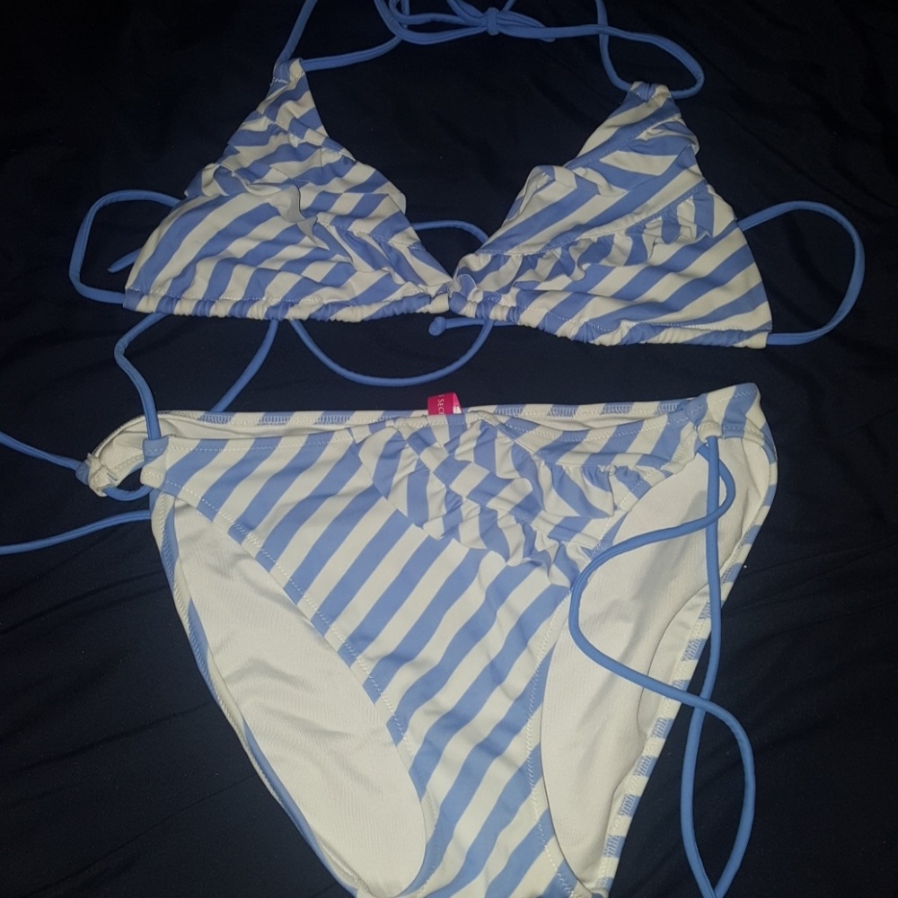 Victoria's Secret Bikini Set Size Large